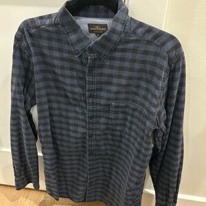Rodd & Gunn Men's Black and Gray Plaid Shirt